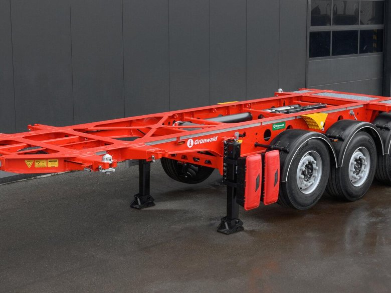 Контейнеровоз полуприцеп Grunwald