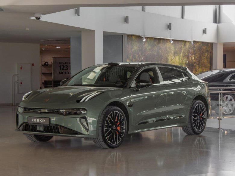 Zeekr 001 2024