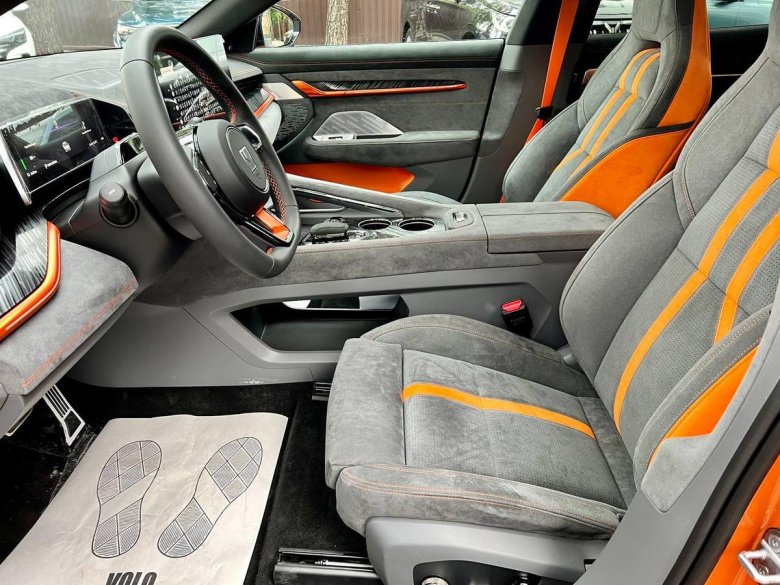 ЗЕЕКР 001 салон