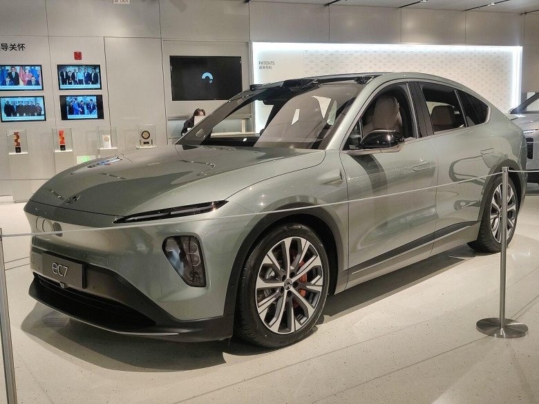 Автомобиль Nio ec7