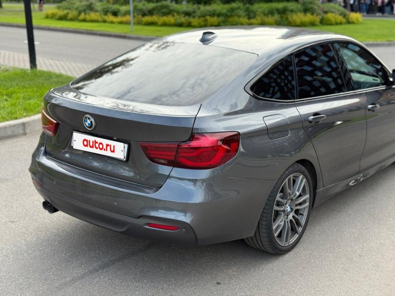 Серая бмв