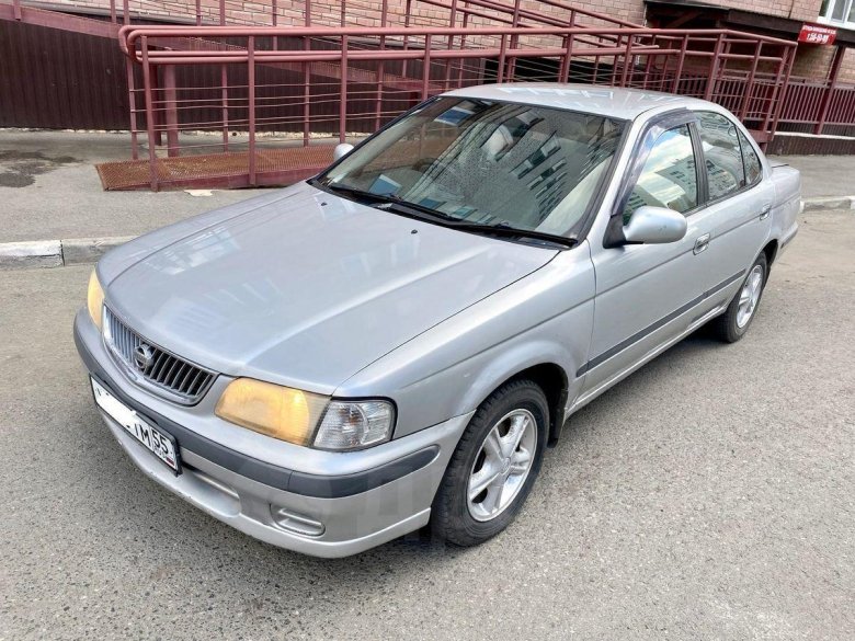 Nissan sunny 1999