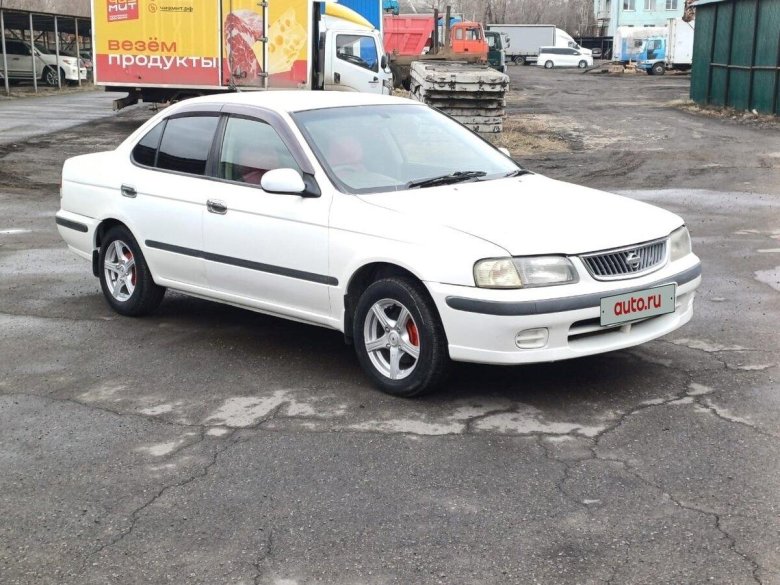 Nissan sunny 2001