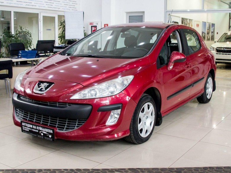 Пежо 308 хэтчбек красный