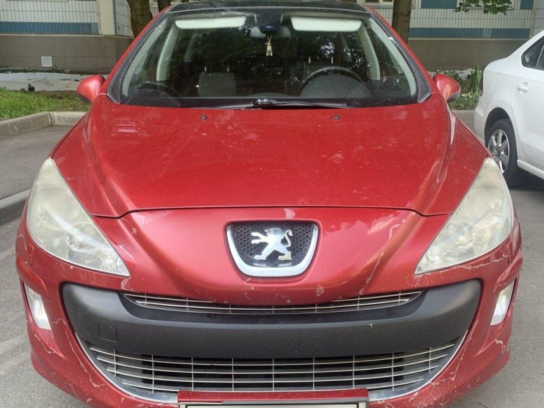 Пежо 308 2004 года