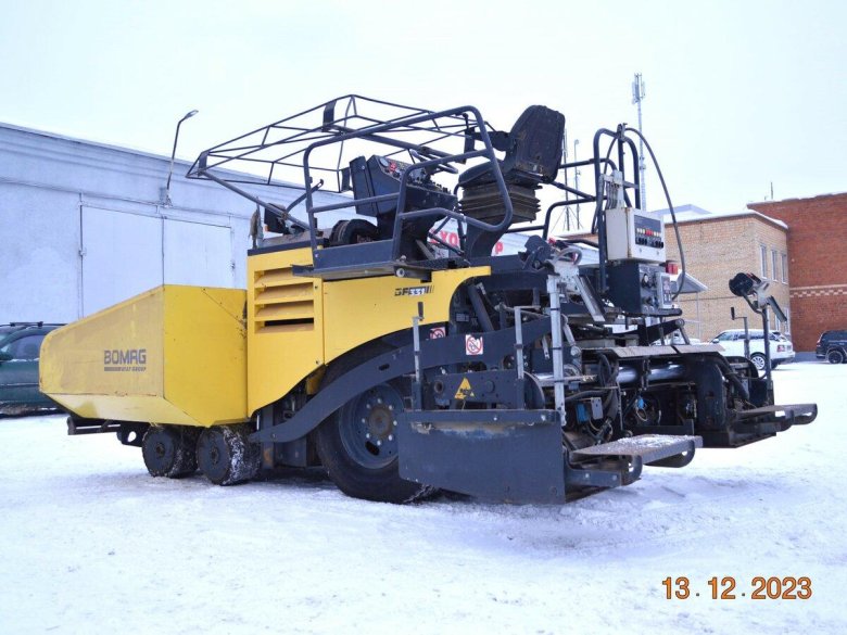 Асфальтоукладчик дунапак колесный