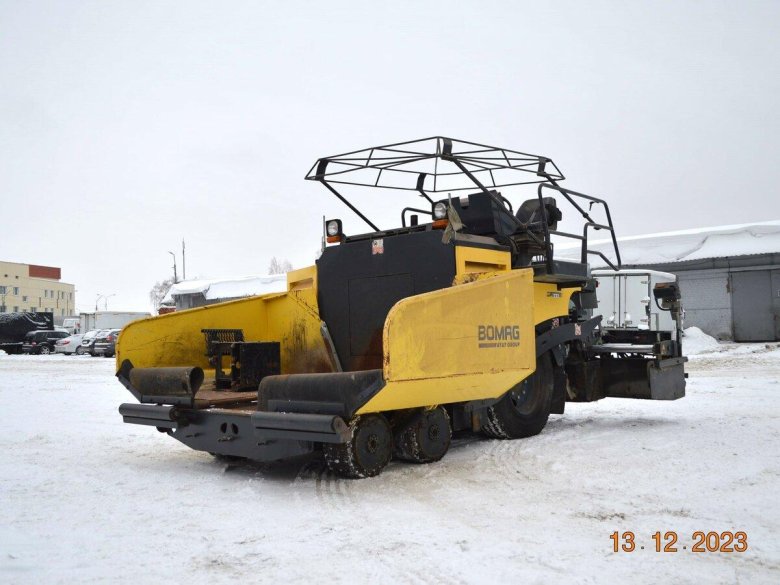 Асфальтоукладчик volvo abg7820b