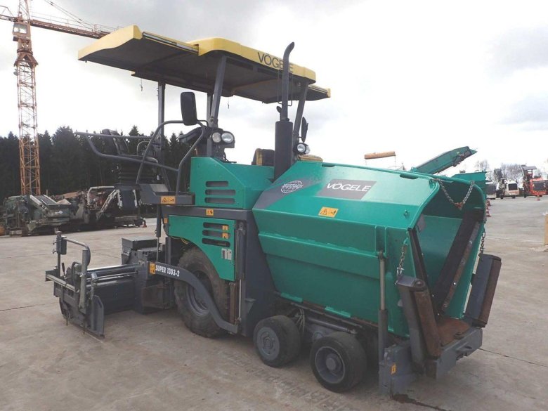 Асфальтоукладчик Vogele super 1303-2