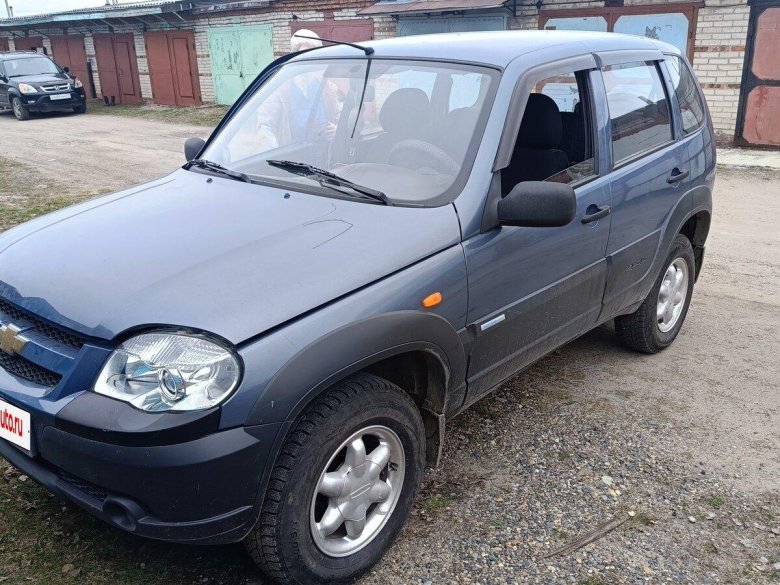 Chevrolet niva 2011