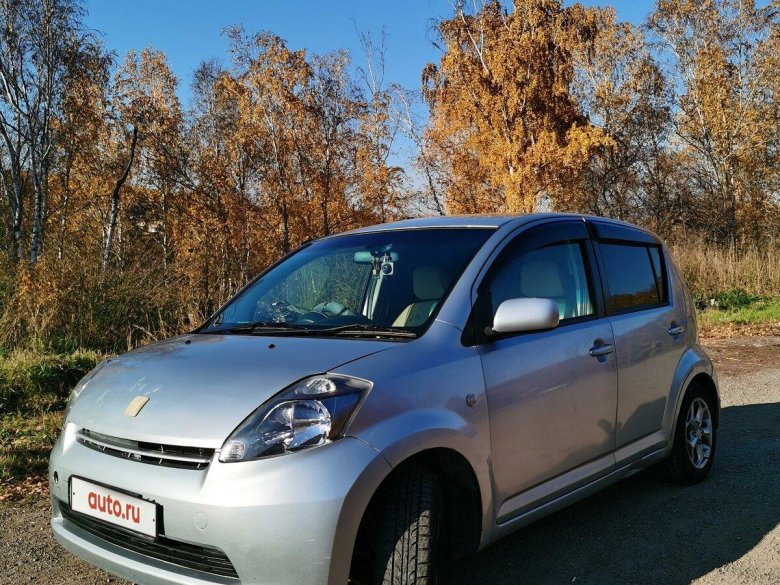 Серая Тойота пасса