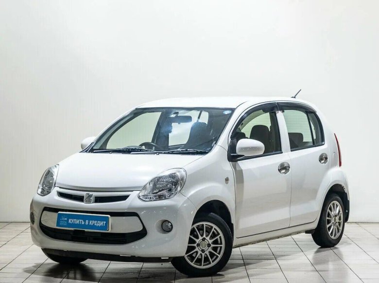 Тойота Пассо 2015