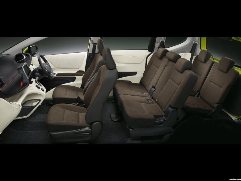 Toyota Сиента 2015