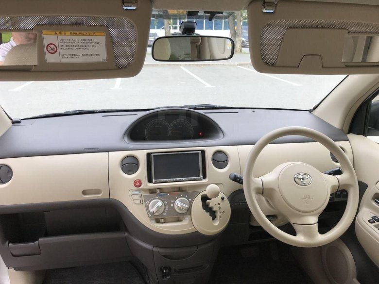 Тойота сиента