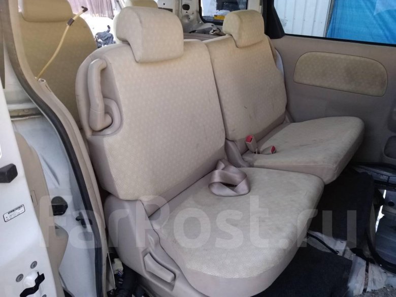 Сидения Тойота Сиента
