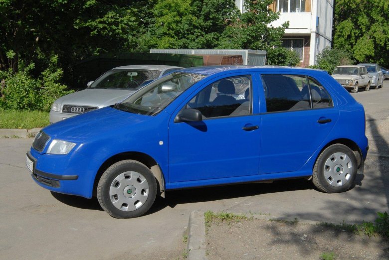 Шкода Fabia 2002