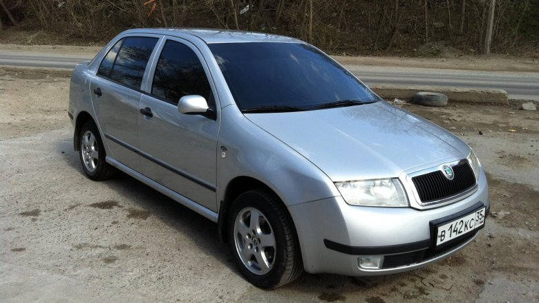 Шкода Фабия седан 2007