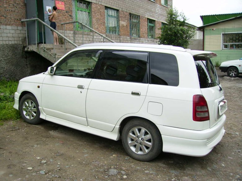 Daihatsu Pyzar 2001