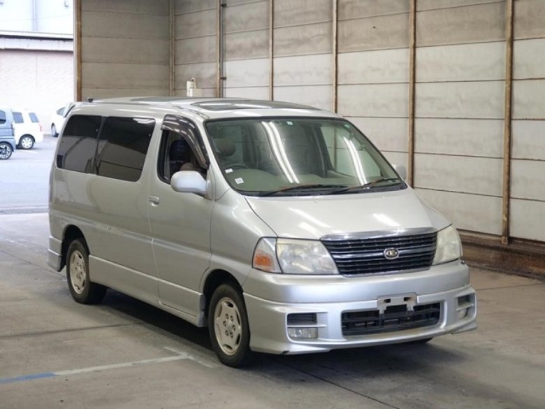 Тойота гранд хайс