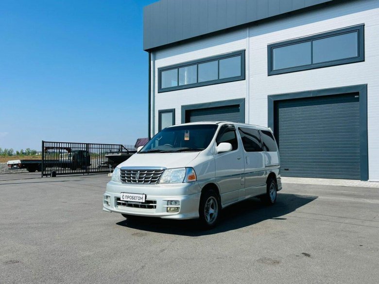 Тойота гранд хайс 2001