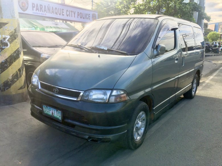 Тойота Гранвиа 2023