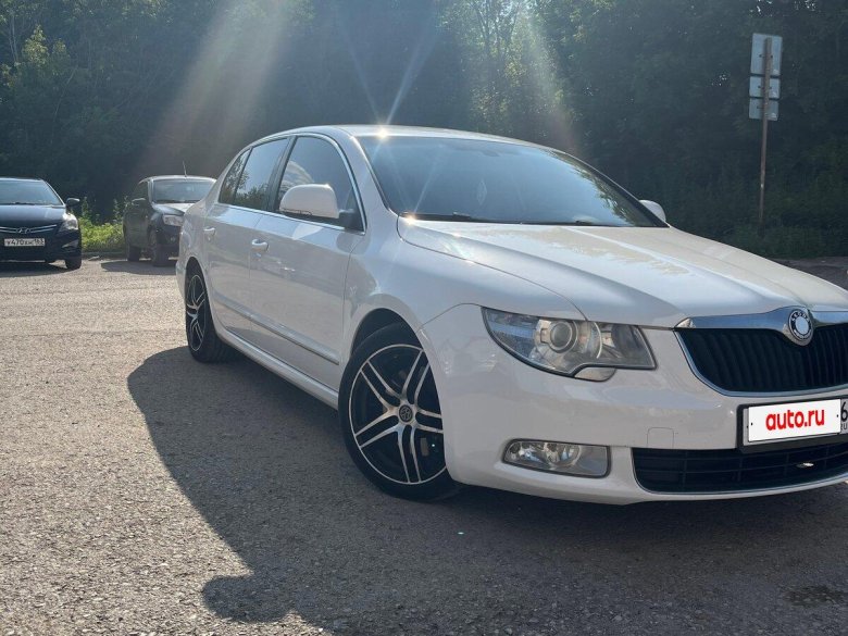 Skoda superb 2014 белая
