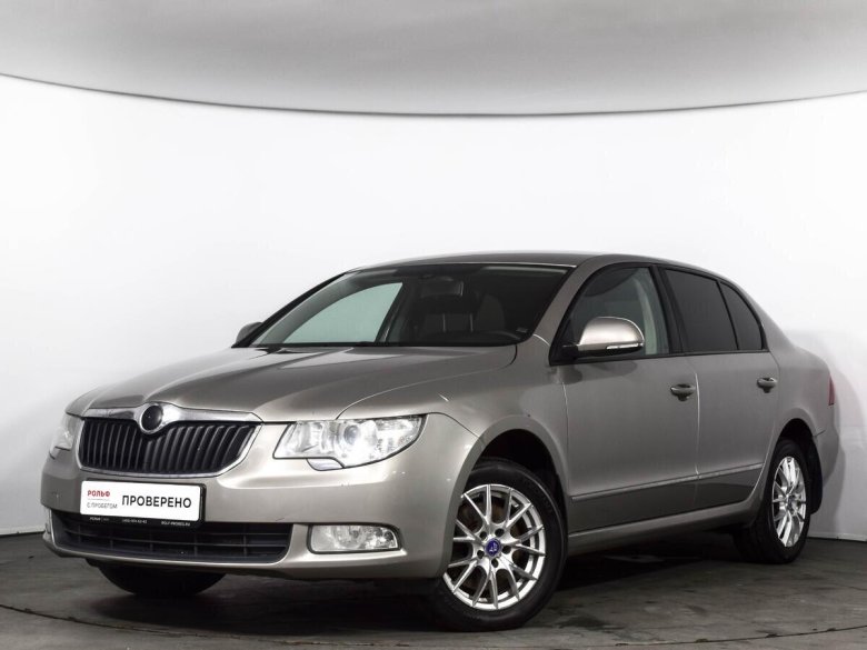 Skoda Superb 2011