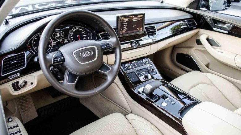 Audi a8l 2020