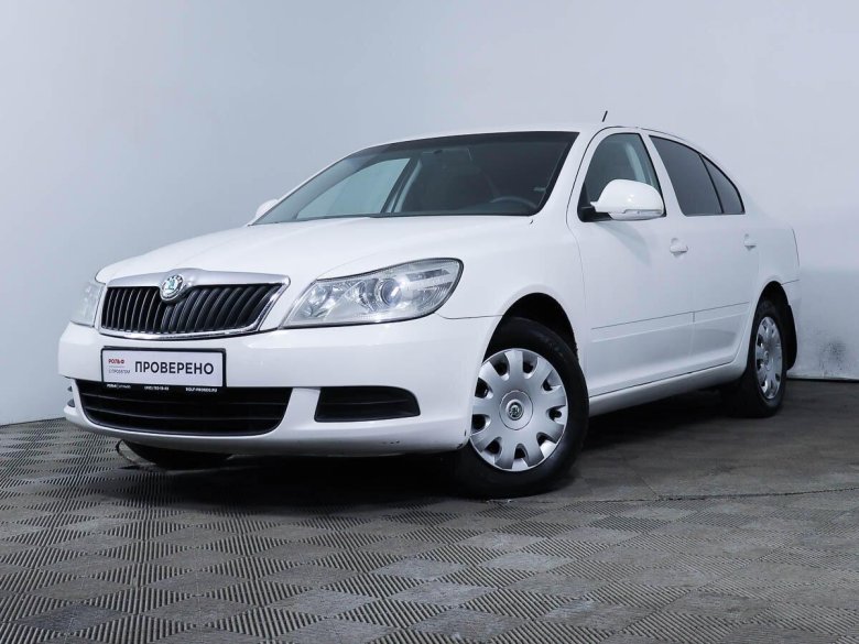 Skoda Octavia 2013 — 2017 III белый
