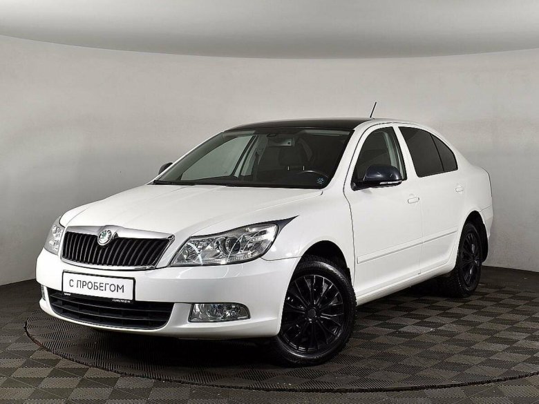 Шкода 2011 года
