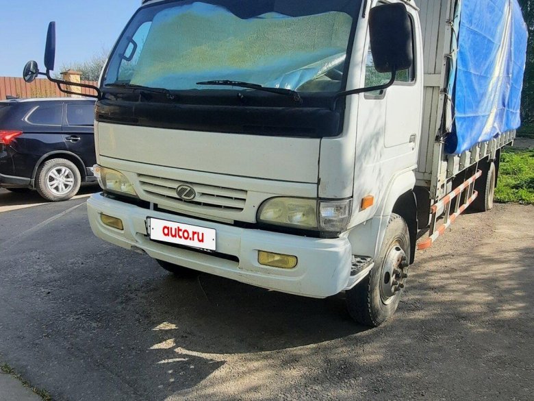 Грузовой хендай полтора тонны