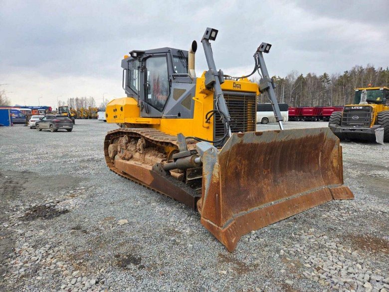 Бульдозер дст урал