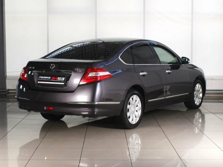 Nissan teana 2012