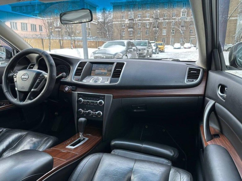 Nissan teana 2010 2.5