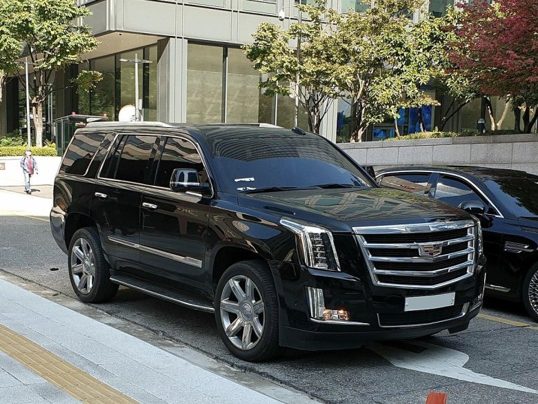 Cadillac Escalade GMT k2