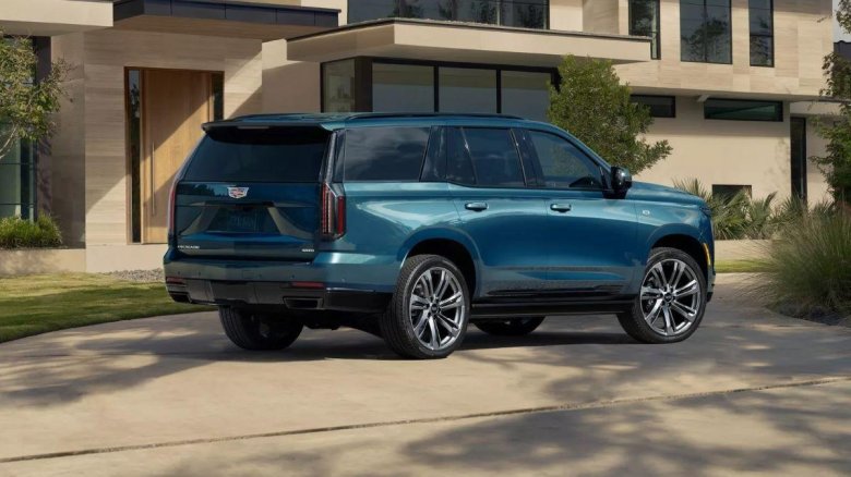 Новый кадиллак эскалейд 2025