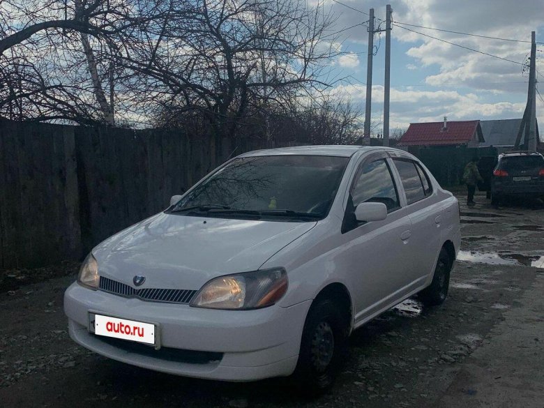 Тойота платц 2000