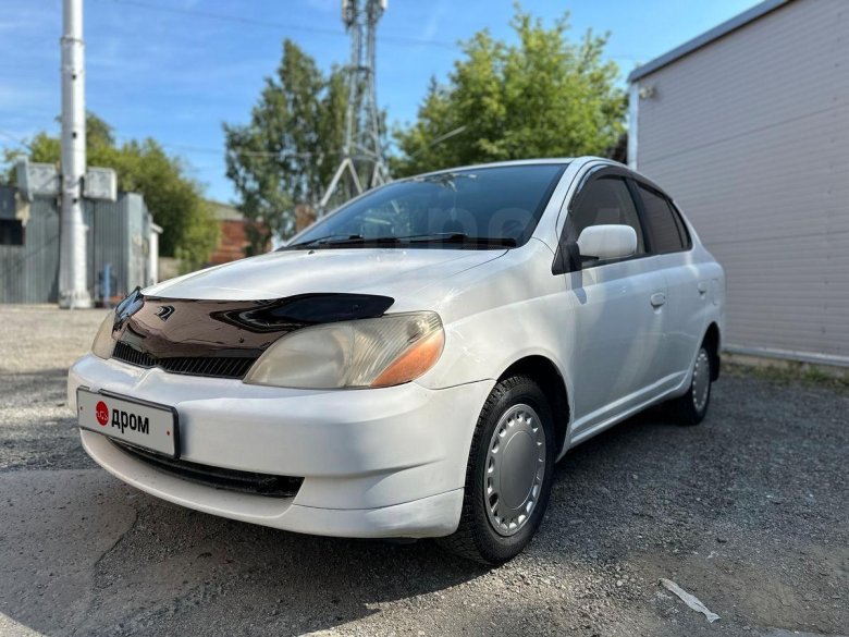 Тойота Платц 2000