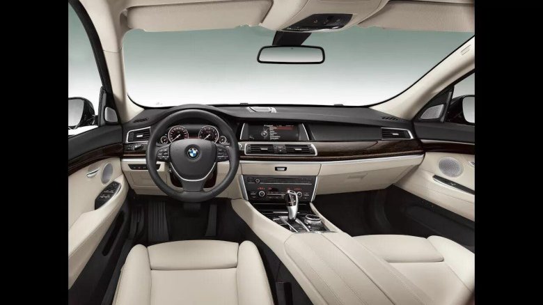 BMW 5 Gran Turismo салон