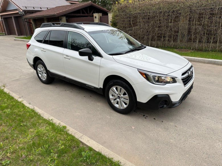 Субару аутбек 2019 белый