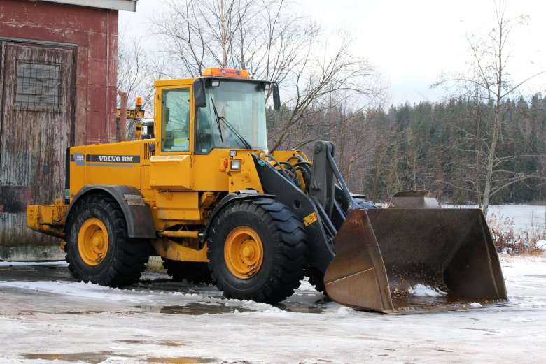 Volvo l120c