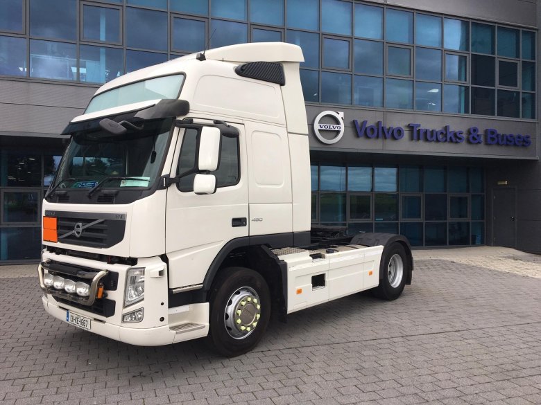 Седельный тягач Вольво ФМ
