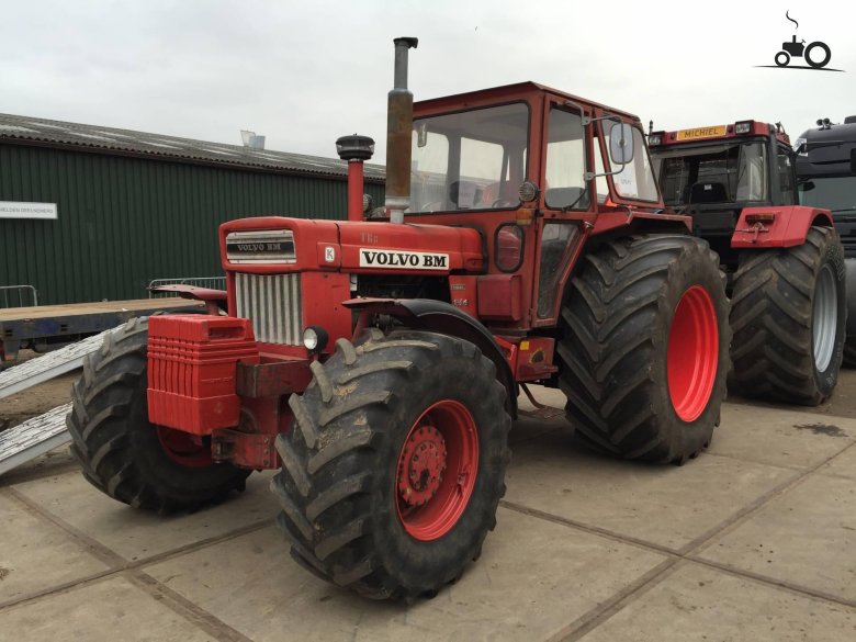 Volvo BM-700 трактор