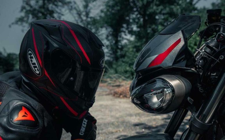 Шлема на мотоцикл