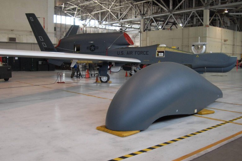 Беспилотник RQ-4b Global Hawk