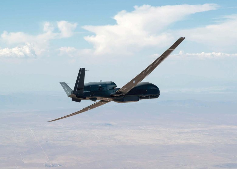 Беспилотник rq-4b global hawk
