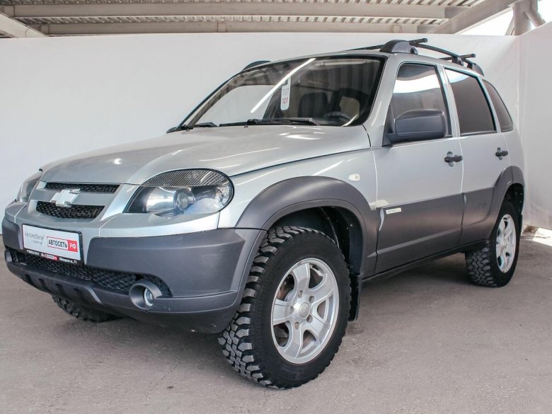Chevrolet niva 2012