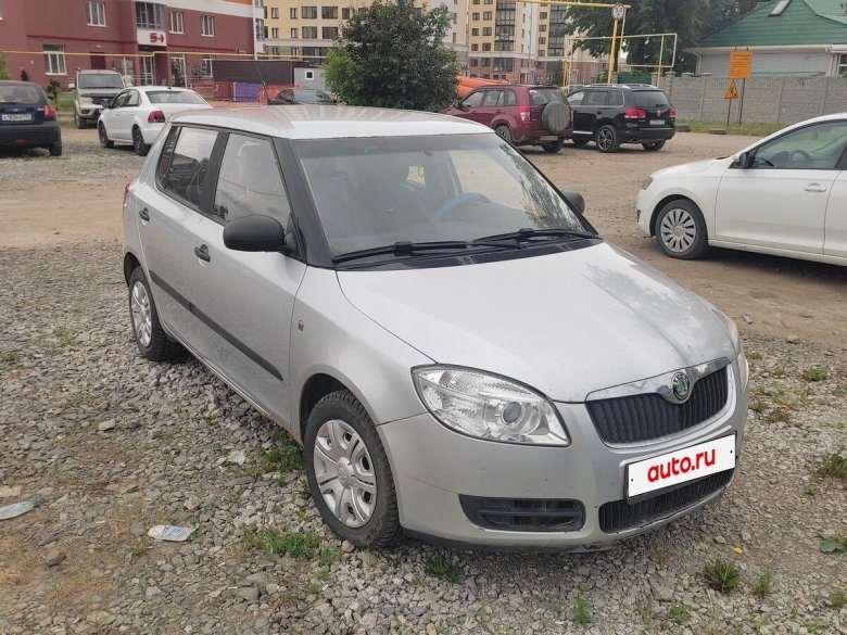 Шкода фабия 2 2012