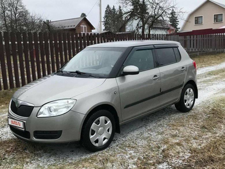 Шкода Фабия 2008 серая
