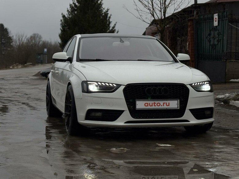 Ауди а 4 2013 года