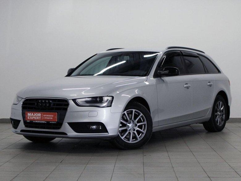 Белая Audi a6 Allroad 2022 Whait